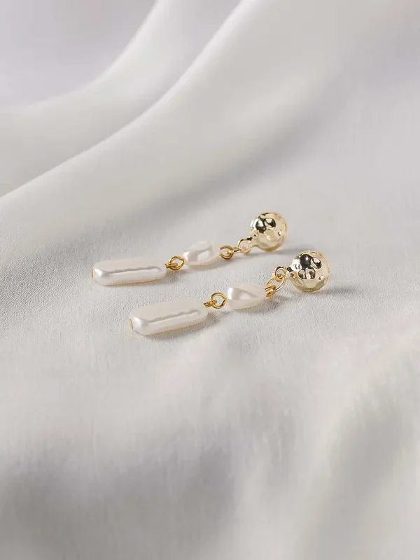 Dangle Earrings